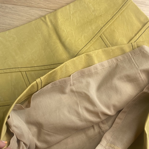 BEC + BRIDGE MUSTARD YELLOW LEATHER SKIRT - Picture 5 of 6